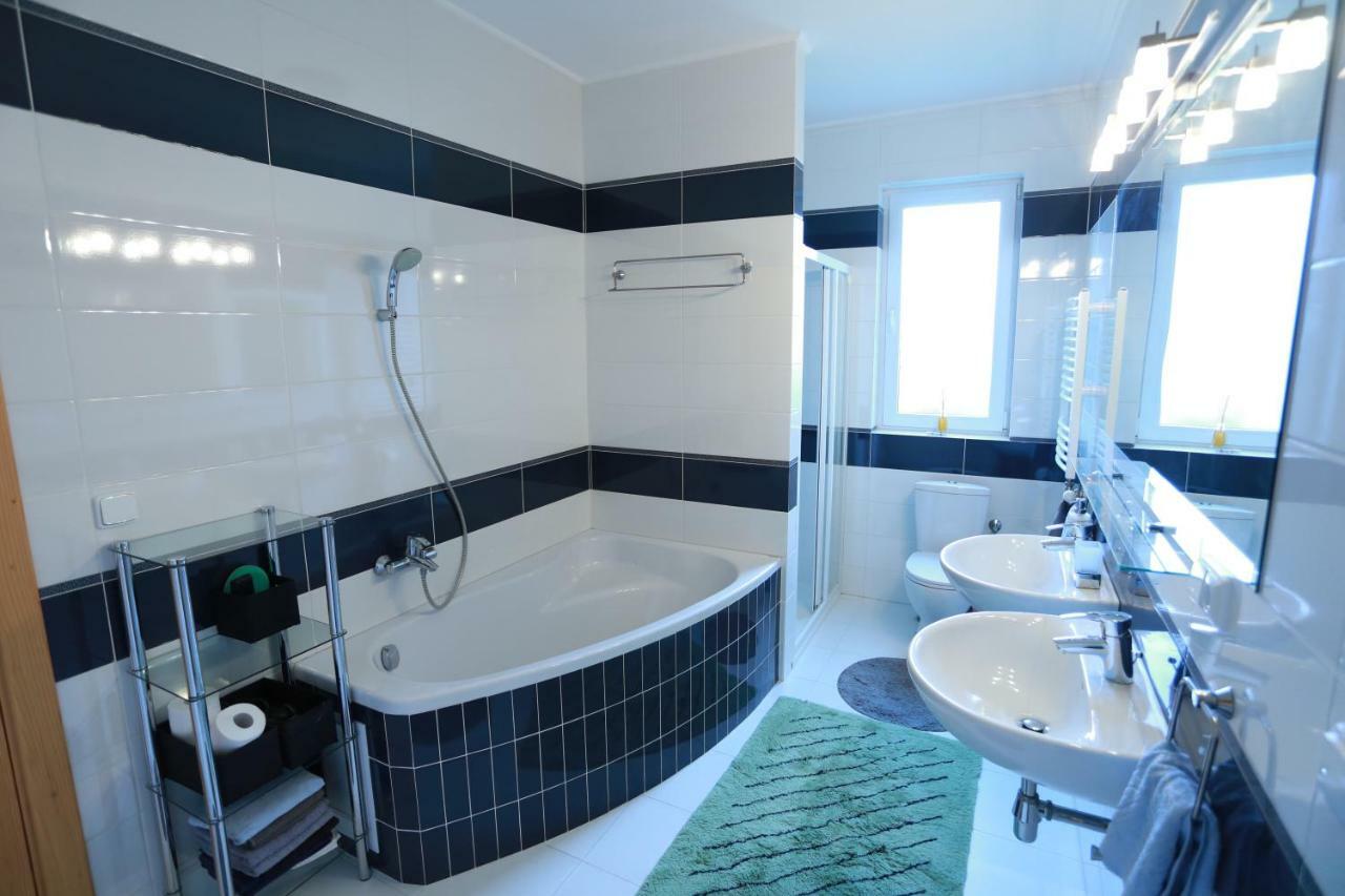 Sentis Hotel Užhorod Esterno foto